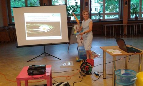 Magdalena Rusiecka-Serwatka na warsztacie edukacyjnym "Dzieci lubią ruch"